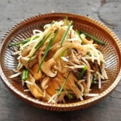 大根ときのこが主役!さっぱり和風サラダ