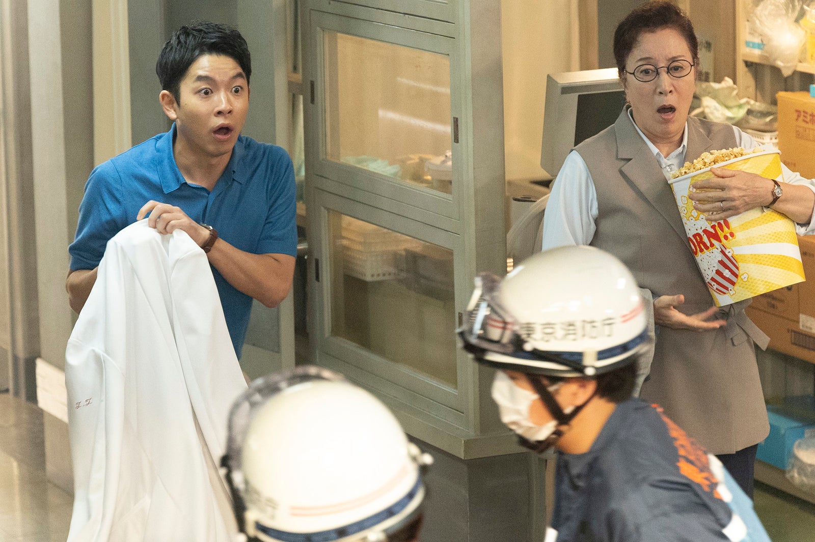 仲野太賀、小池栄子「新宿野戦病院」第7話より（C）フジテレビ