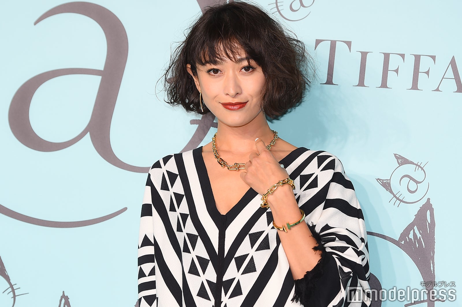 画像1 2 山田優 オン眉前髪の新ヘアに絶賛の声 似合ってる 真似したい モデルプレス