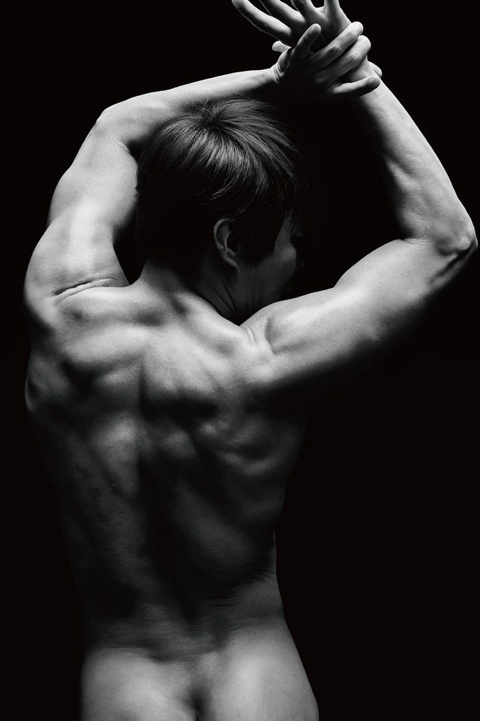 西川貴教/「おしゃべりな筋肉 心のワークアウト7メソッド」(新潮社)より/画像提供:EPICレコードジャパン