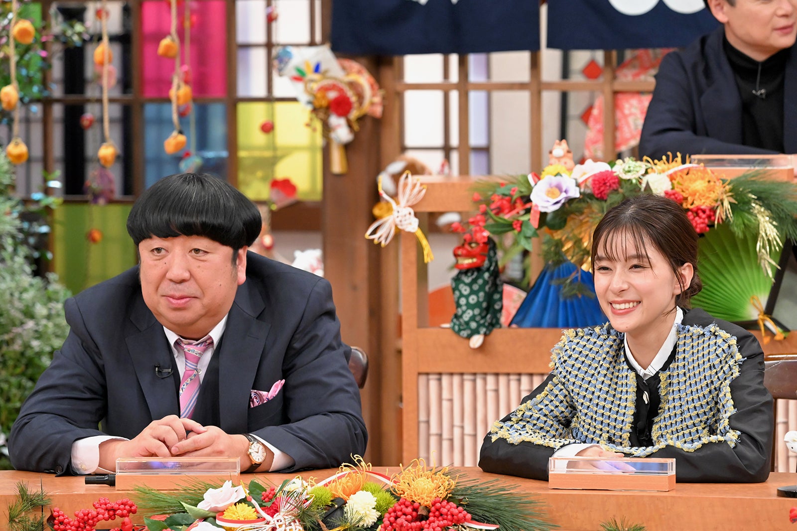 日村勇紀、芳根京子（C）テレビ朝日