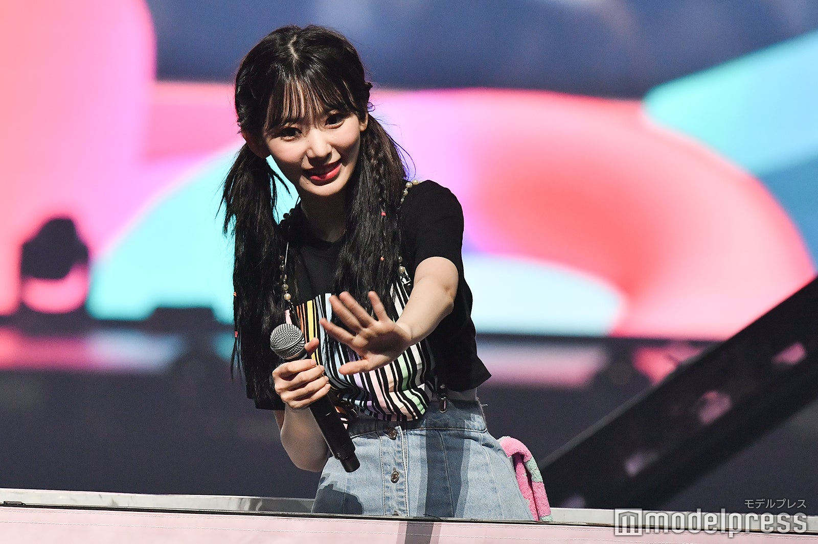 IZ*ONE （C）モデルプレス