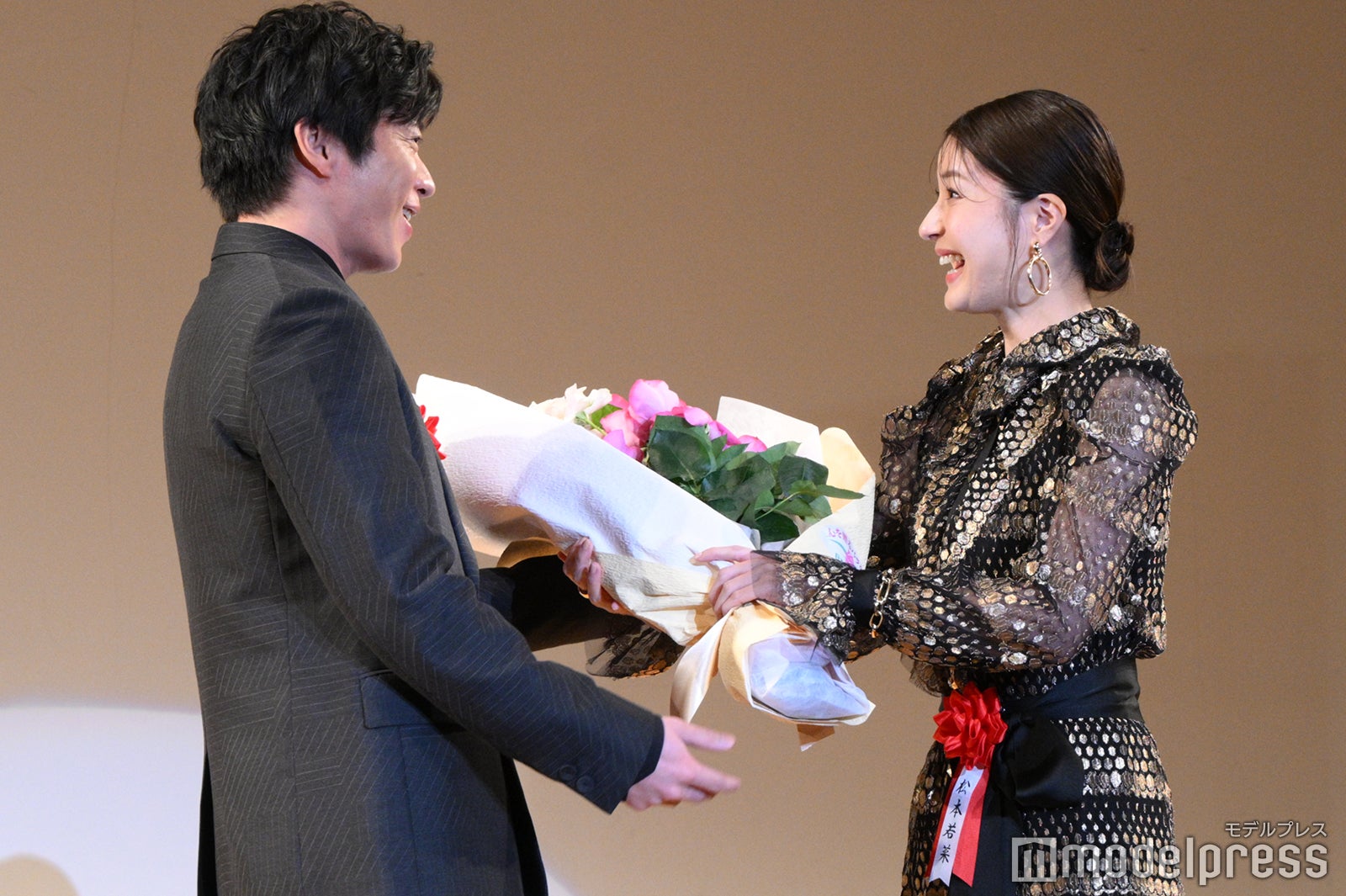 田中圭、松本若菜（C）モデルプレス