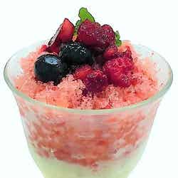 フローズンいちごバニラ/画像提供:横浜赤レンガ