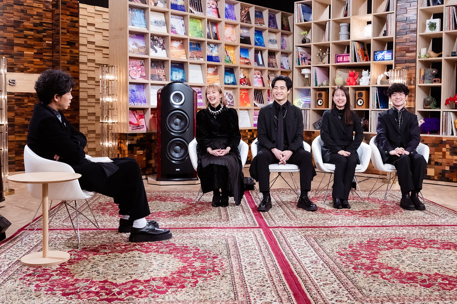 大泉洋、緑黄色社会（C）NHK