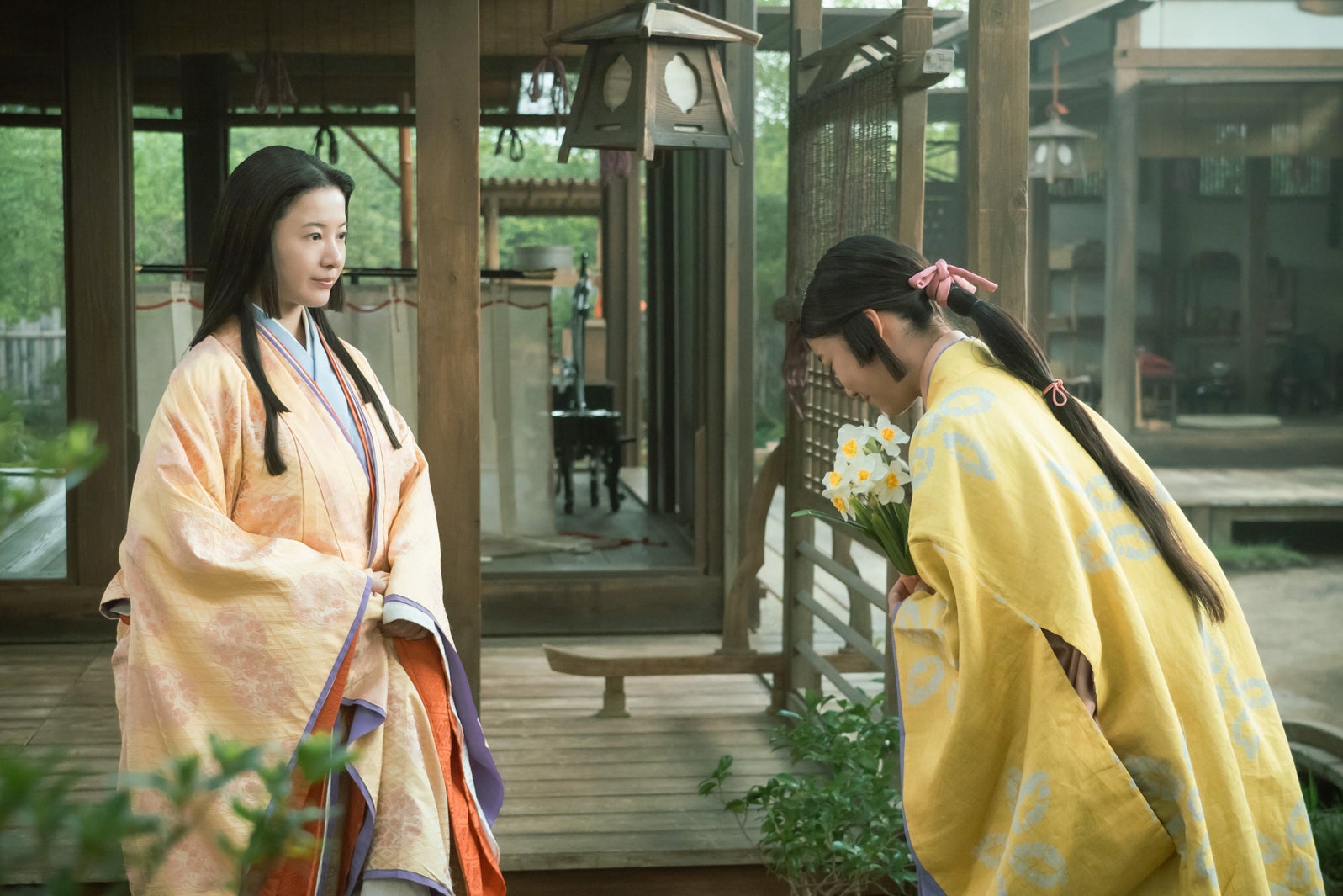 吉高由里子、梨里花「光る君へ」第37話（C）NHK