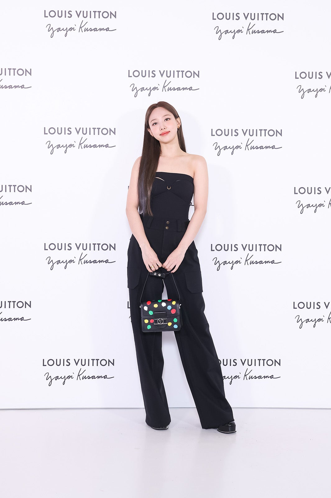 ナヨン（C）LOUIS VUITTON