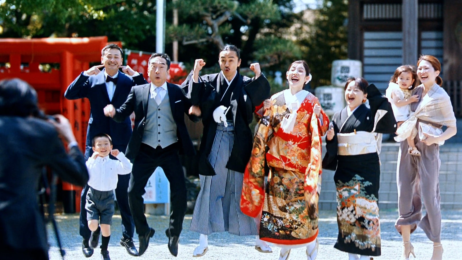 ビッグマック「明日も 笑おう あの頃も今も」篇（提供写真）