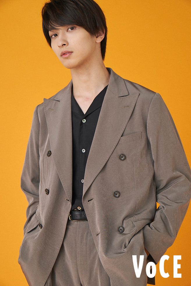 横浜流星 クールなスーツ姿で再登場 新ドラマの意気込み語る モデルプレス 横浜流星 クールなスーツ姿で再登場 新ドラマの意気込み語る モデルプレス