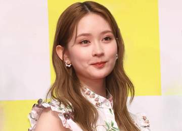 畑芽育×めいっ子 仲むつまじい2ショに「メロすぎます」「後ろ姿が微笑ましくて」ドアップパック姿も