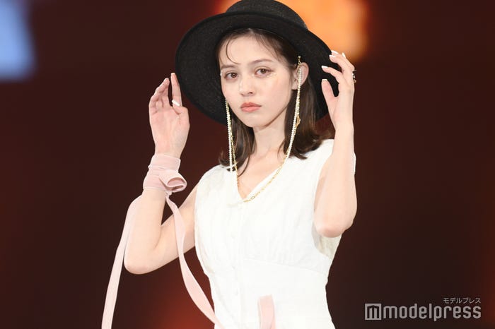 加藤ナナ(C)モデルプレス