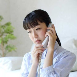 心理カウンセラーに聞いた!長電話の上手な断り方