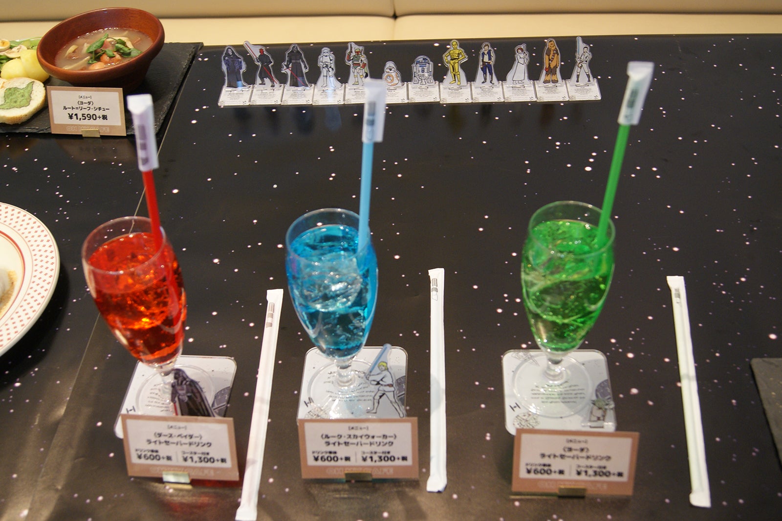 「スター・ウォーズ」OH MY CAFE（C）＆ TM Lucasfilm Ltd．