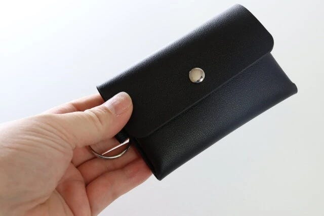 ダイソー　お札　財布　コンパクト