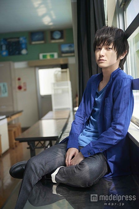 本郷奏多 カレンダー2016(C)東京ニュース通信社