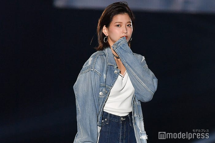 渡邉理佐(C)モデルプレス