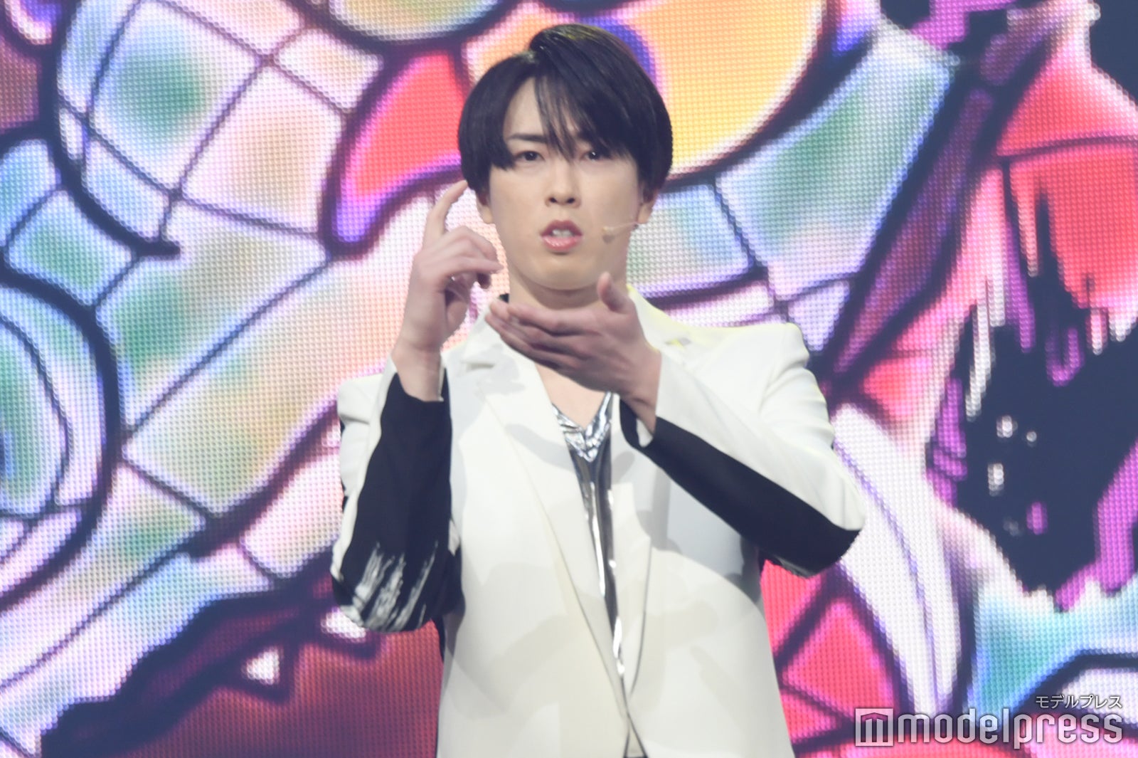 Snow Man宮舘涼太、前代未聞のフライングで新橋演舞場が“サウナ”に「舘汁が出てた」＜祭 GALA＞