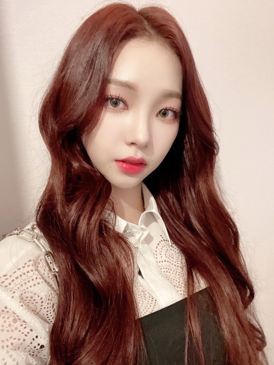 aespa「一番すっぴんが可愛いのは？」日本雑誌初のインタビューで素顔に迫る