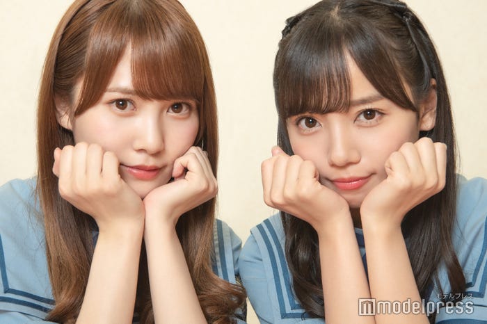 加藤史帆、齊藤京子(C)モデルプレス