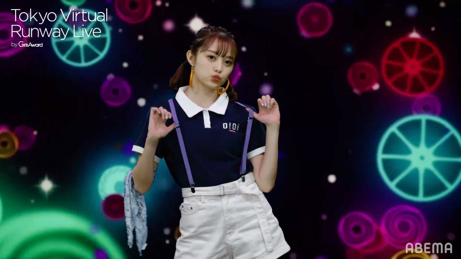 あやみん（C）Tokyo Virtual Runway Live by GirlsAward （C）AbemaTV, Inc.
