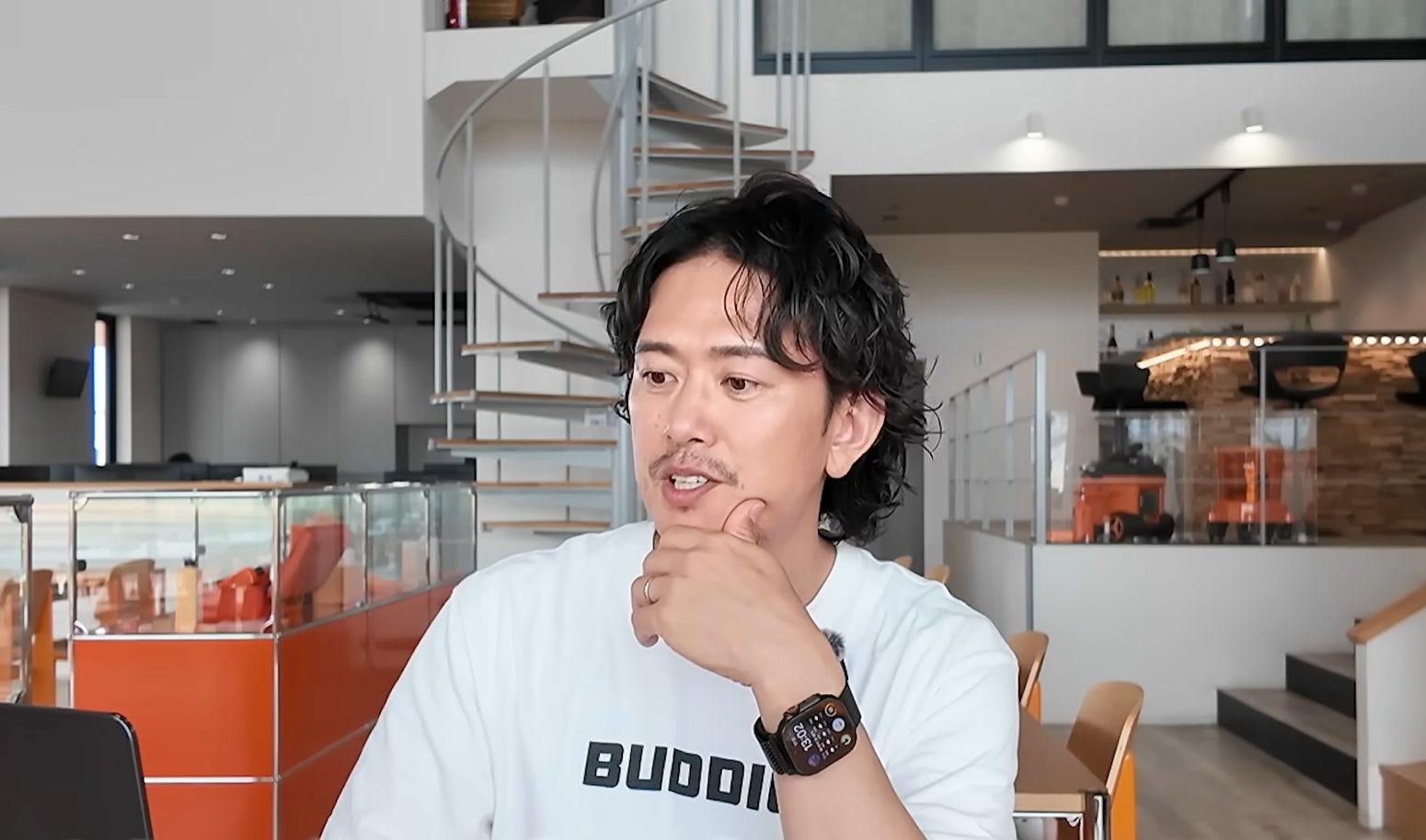 BUDDICA中野優作社長、タクシー誤走行で実費10万円超「殿様商売」に憤り
