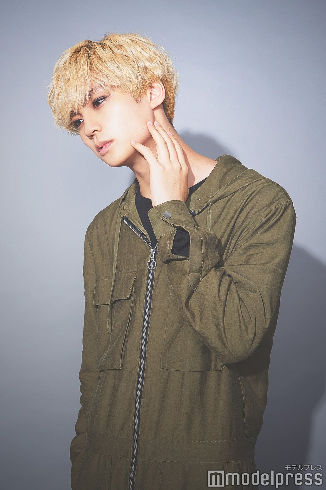 REI（C）モデルプレス