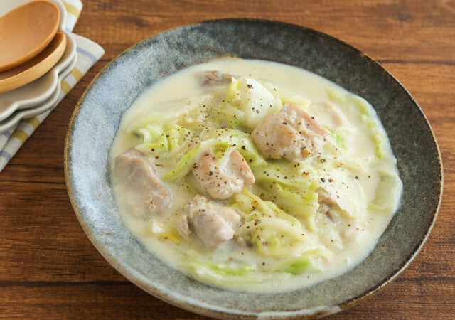 コウケンテツさんの「鶏と白菜のクリーム煮」作ってみたら、ごはんにも合う簡単神おかずだった！