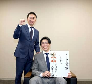 広島・大瀬良 手術後の右肘「パンパンに腫れていました」 「もう一度、2桁。100勝を通過点に」