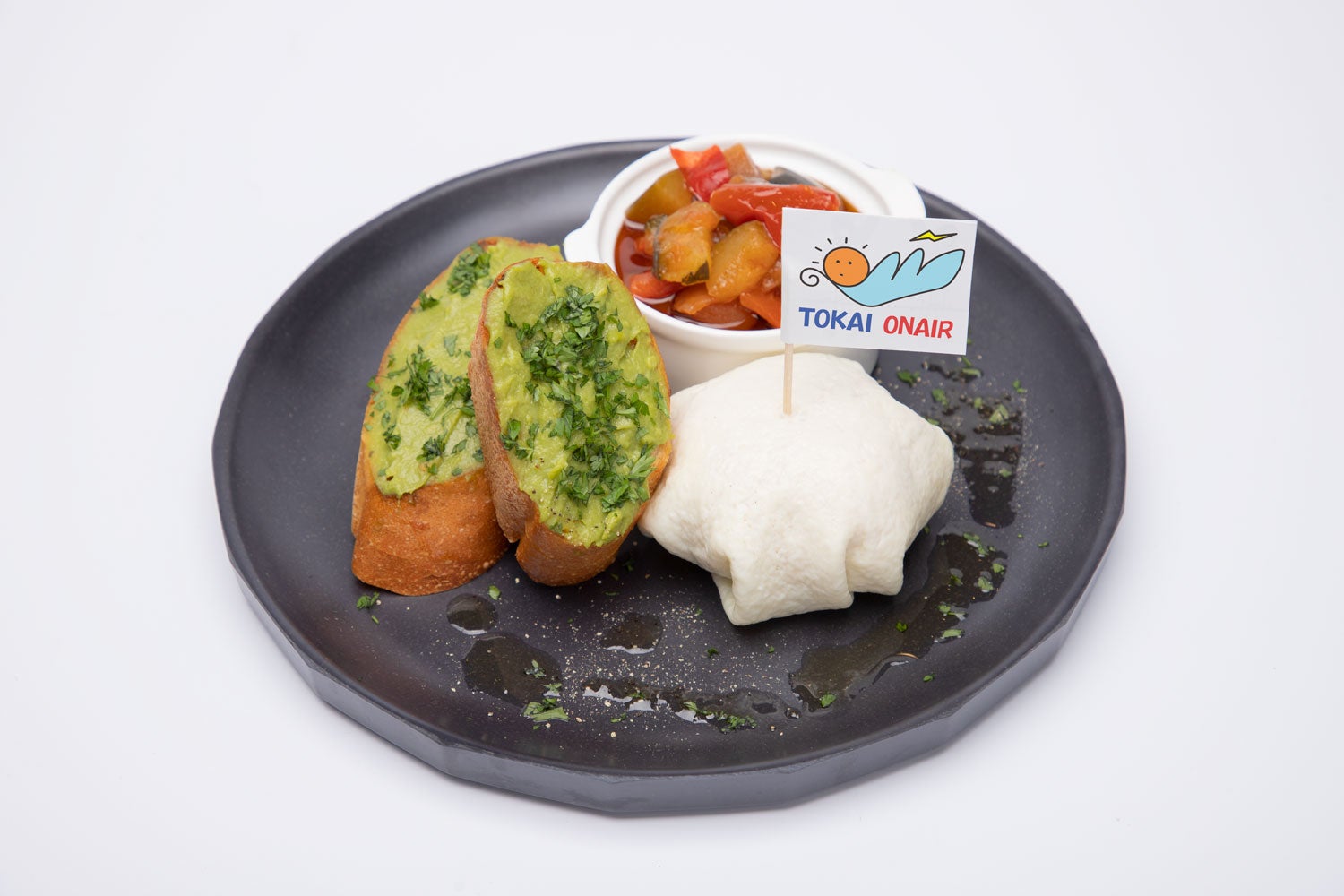 東海オンエアのラタをトゥイユしたプレート1,490円／画像提供：パルコ