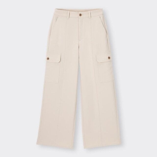 GU　ポロセーター　韓国っぽコーデ　爽やかカジュアル　asuka　イラスト　カーゴワイドパンツ