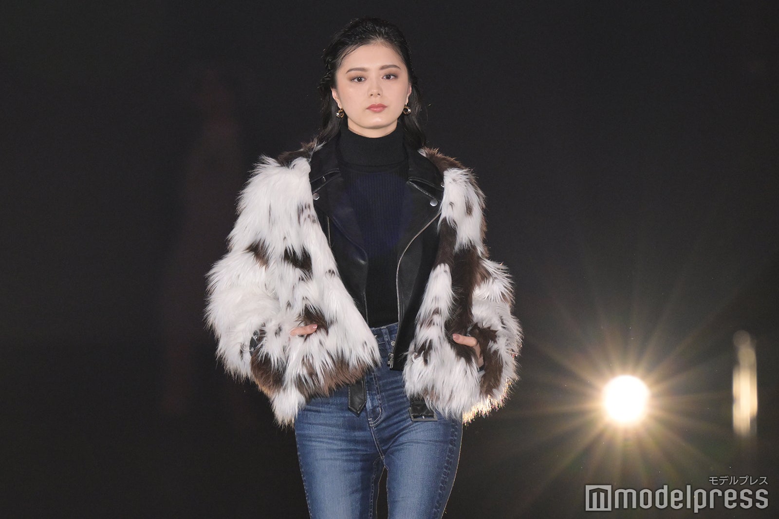 （C）モデルプレス