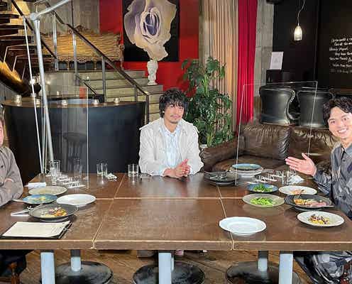 山田孝之&満島真之介が大はしゃぎ 斎藤工の恋愛観に迫る