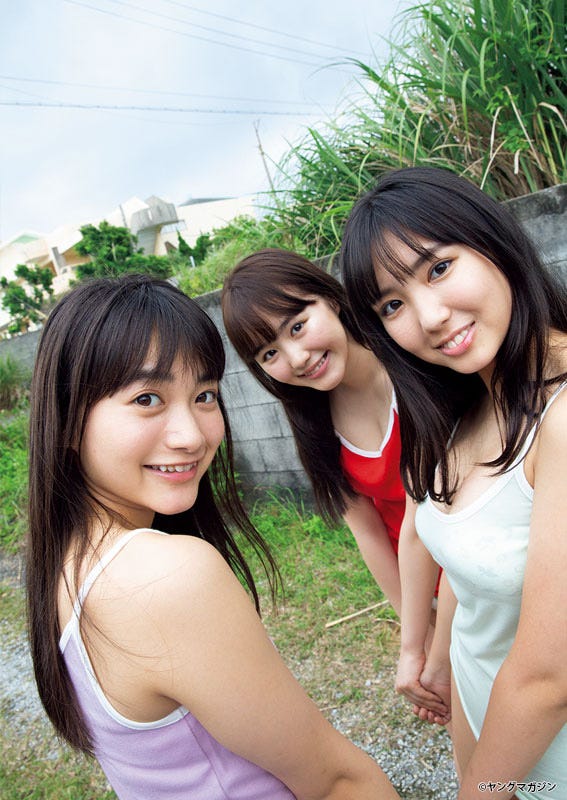 福田愛依、伊藤小春、沢口愛華(C)佐藤佑一/ヤングマガジン