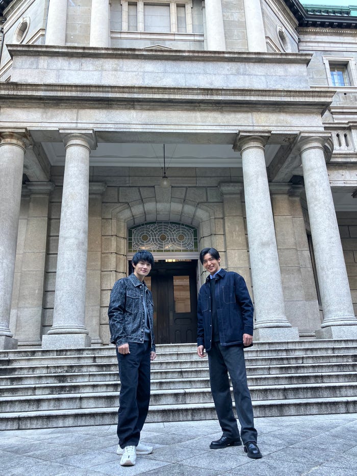 佐野勇斗、目黒蓮(C)TBS