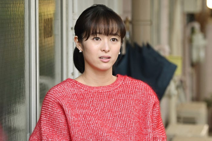 清野菜名/「シロでもクロでもない世界で、パンダは笑う。」第5話より(C)日本テレビ