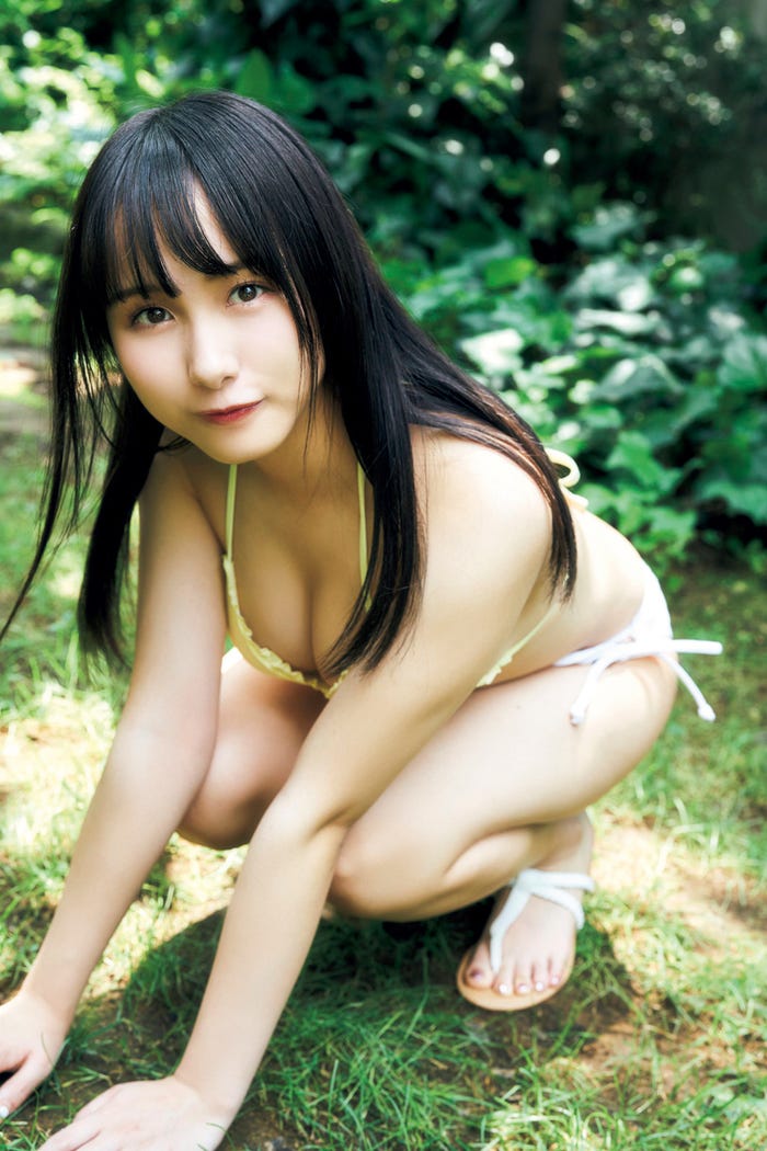 新谷真由(C)高橋慶佑(※「高」は正式には「はしごだか」)、光文社