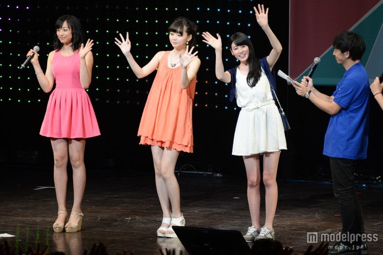 【左から】高堰うらら、江野沢愛美、三吉彩花