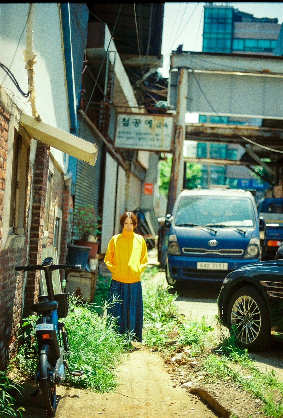 尾碕真花セカンド写真集「わー!!!」（東京ニュース通信社刊