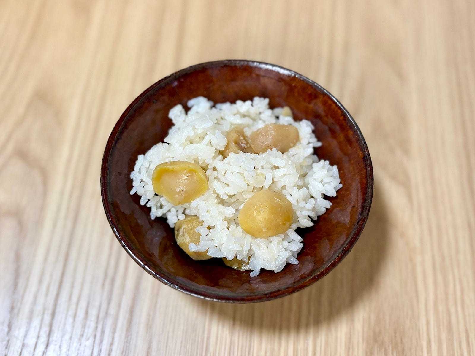 栗の甘みと昆布だしが効いたごはんのシンプルな味わいが◎