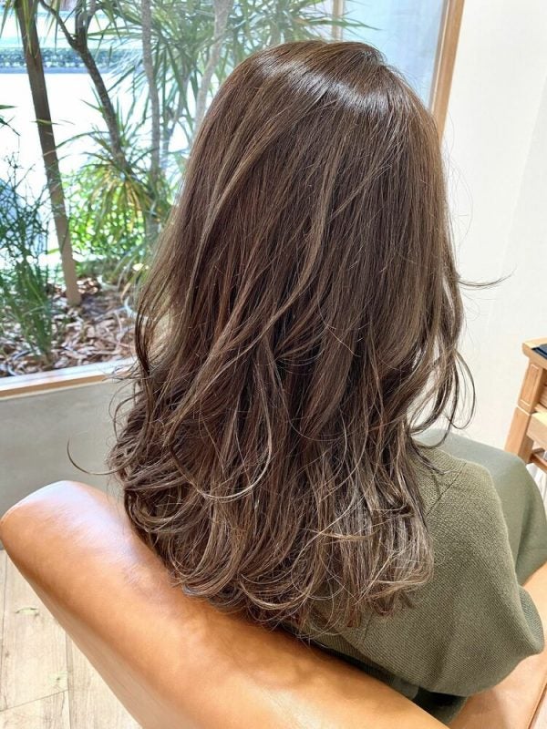 明るいマット系の髪色にしたい方必見 21最新大人のヘアカラーをチェック モデルプレス 明るいマット系の髪色にしたい方必見 21最新大人のヘアカラーをチェック モデルプレス