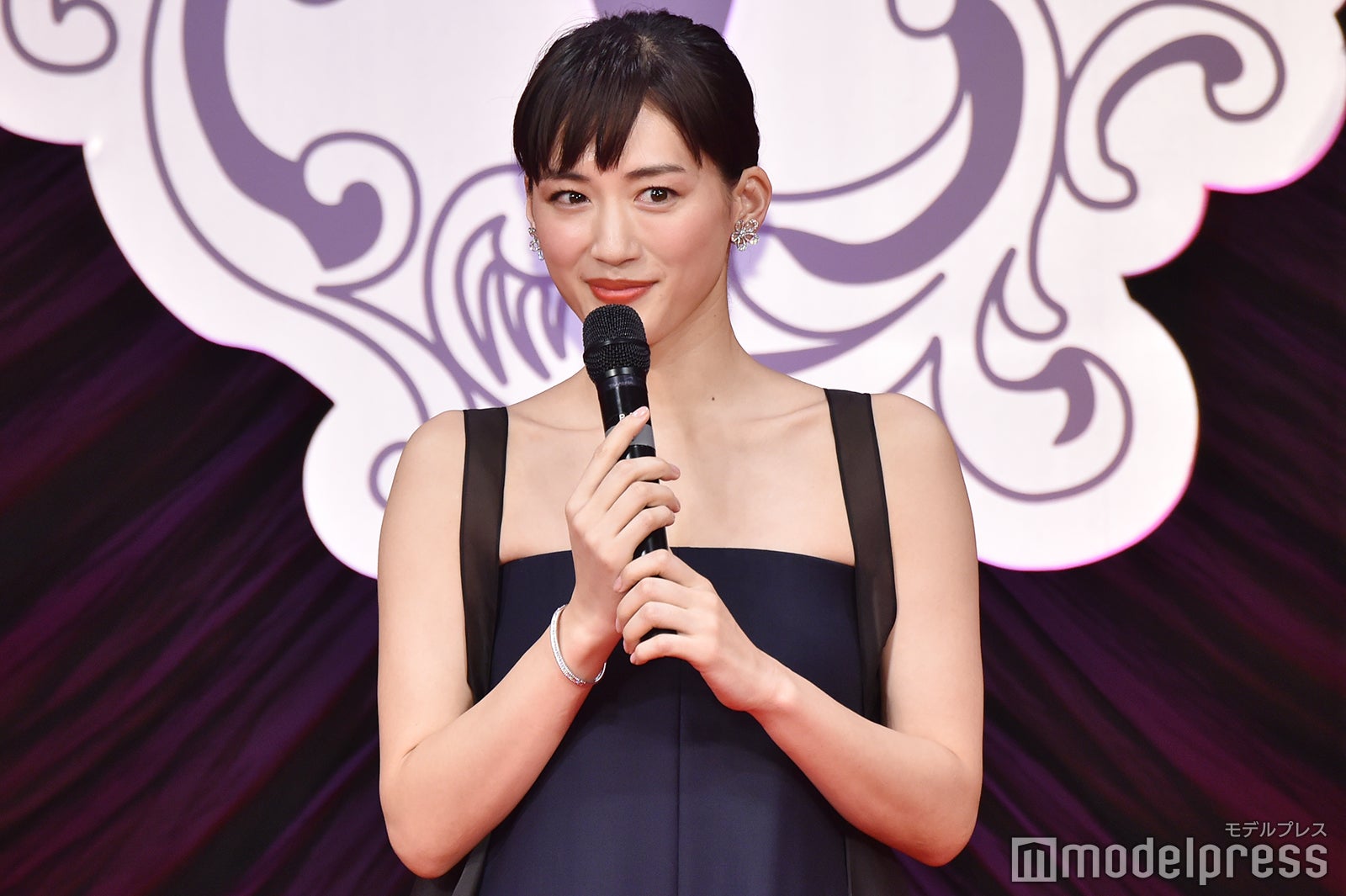 綾瀬はるか（C）モデルプレス