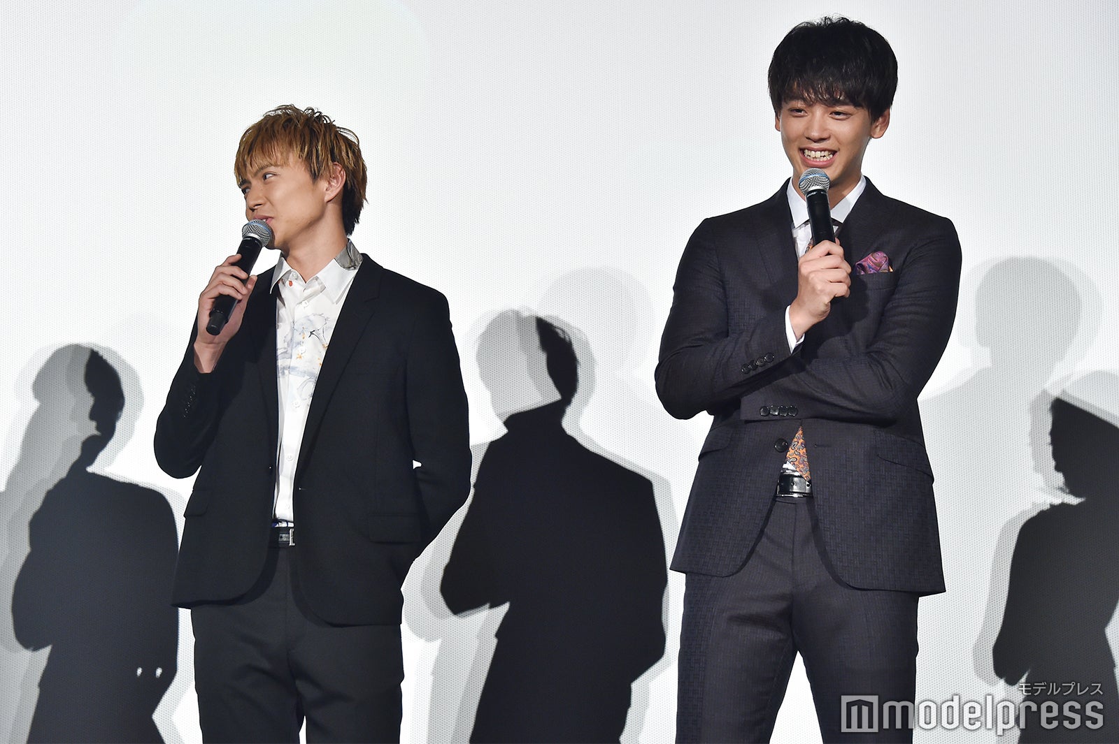 佐藤大樹、竹内涼真（C）モデルプレス