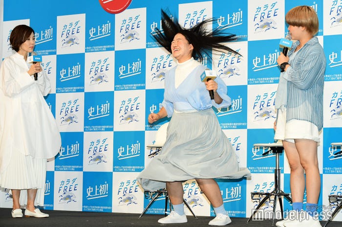 左から:よしこ、まひる、木村佳乃(C)モデルプレス