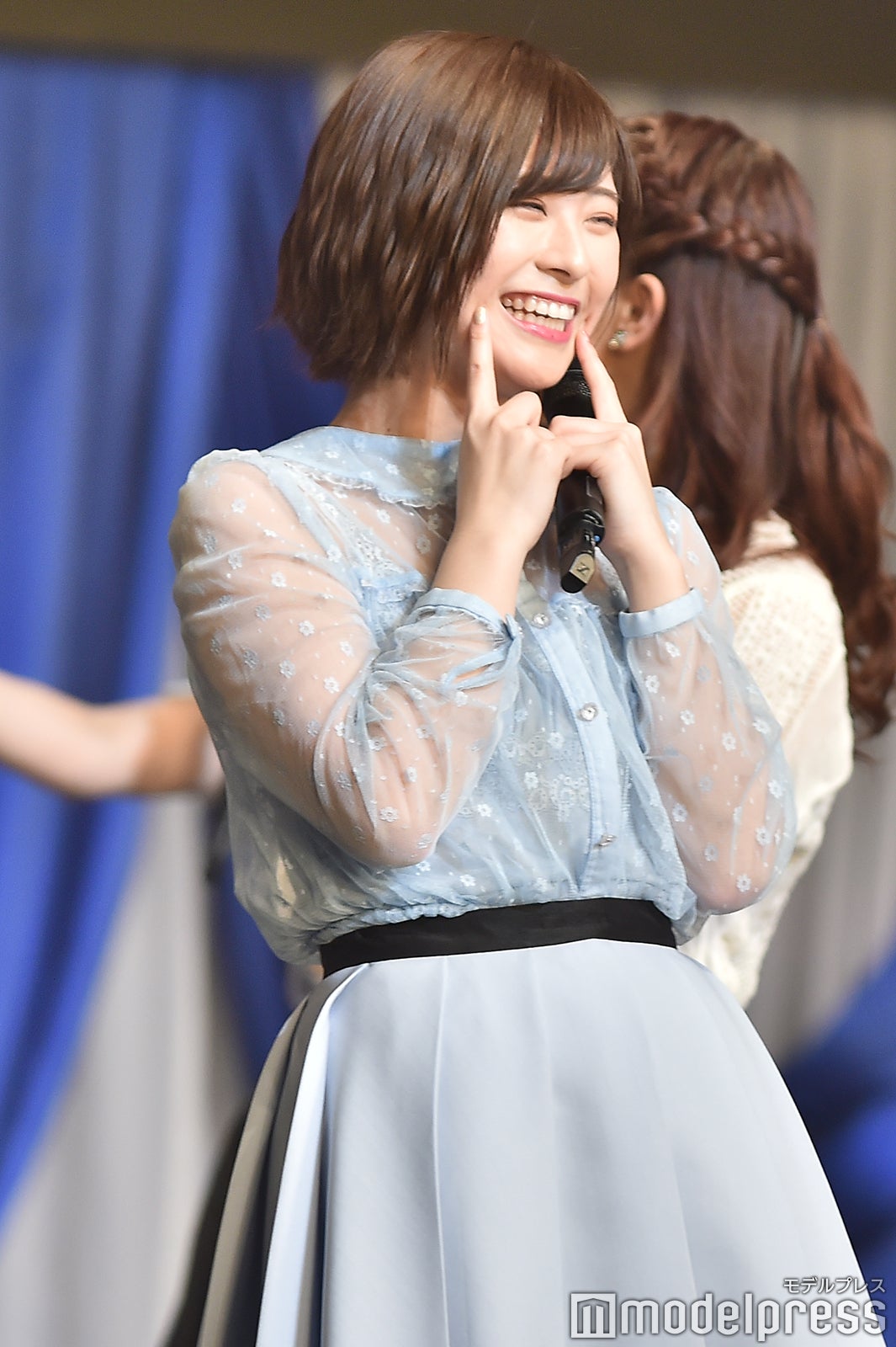 佐藤栞の“可愛い”顔「AKB48 チームB単独コンサート～女神は可愛いだけじゃない～」 （C）モデルプレス