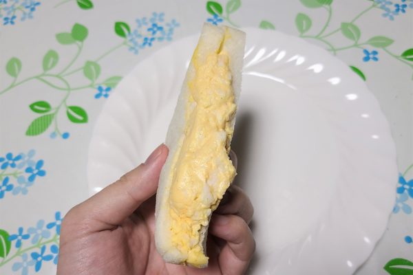 ポポー　たまごサンド