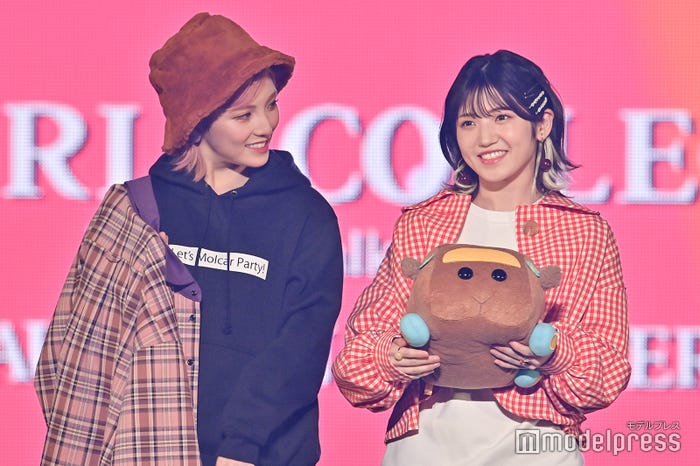 岡田奈々、村山彩希 (C)モデルプレス