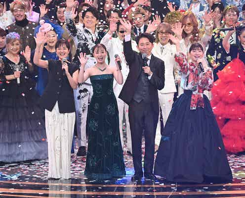 【紅白本番】橋本環奈&伊藤沙莉、後半の衣装に注目集まる「眩しい」「デコルテ美しすぎる」の声続々