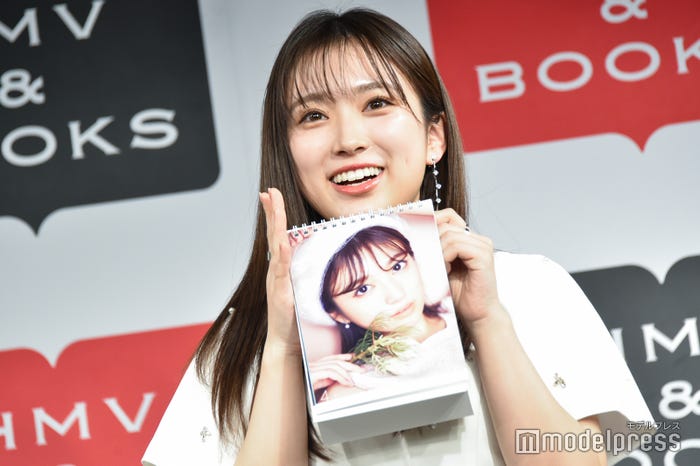 矢吹奈子(C)モデルプレス