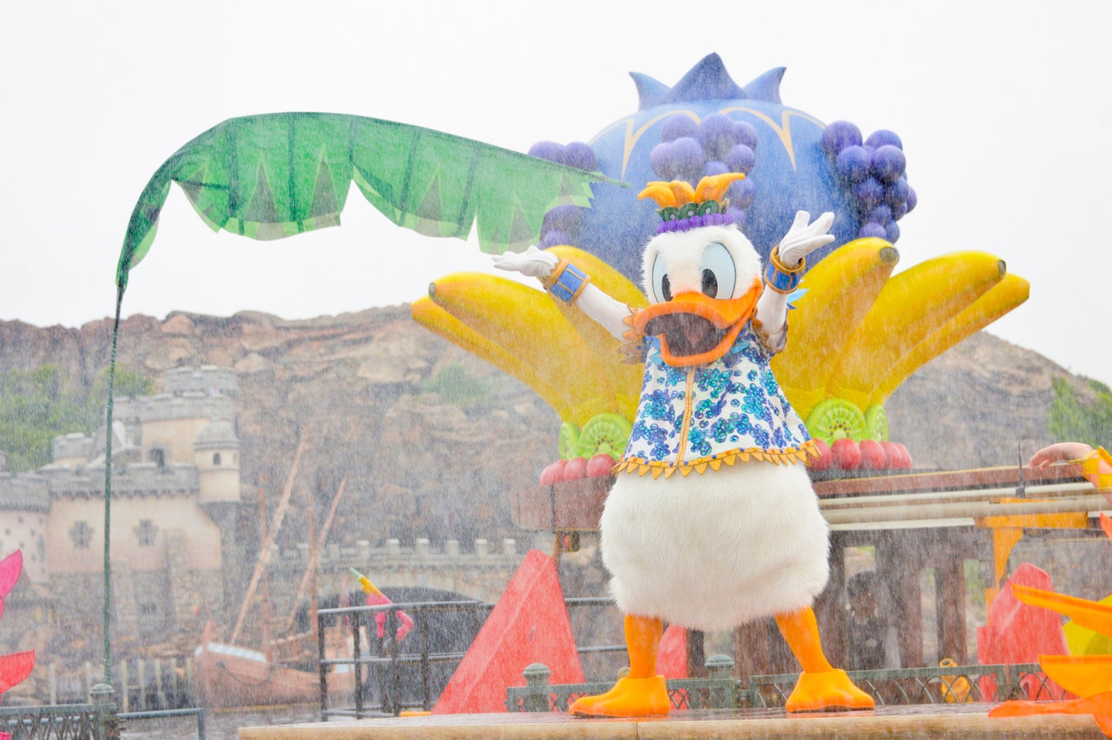 「ミニーのトロピカルスプラッシュ」（C）Disney