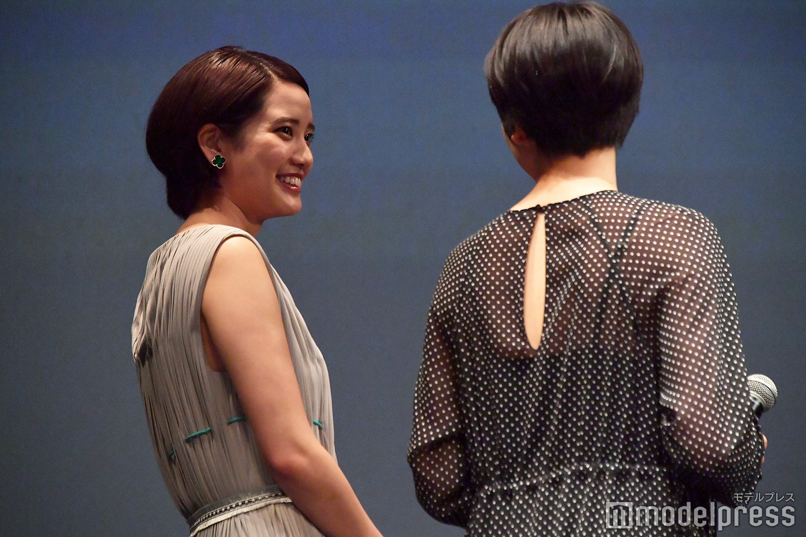 山崎紘菜、長澤まさみ （C）モデルプレス